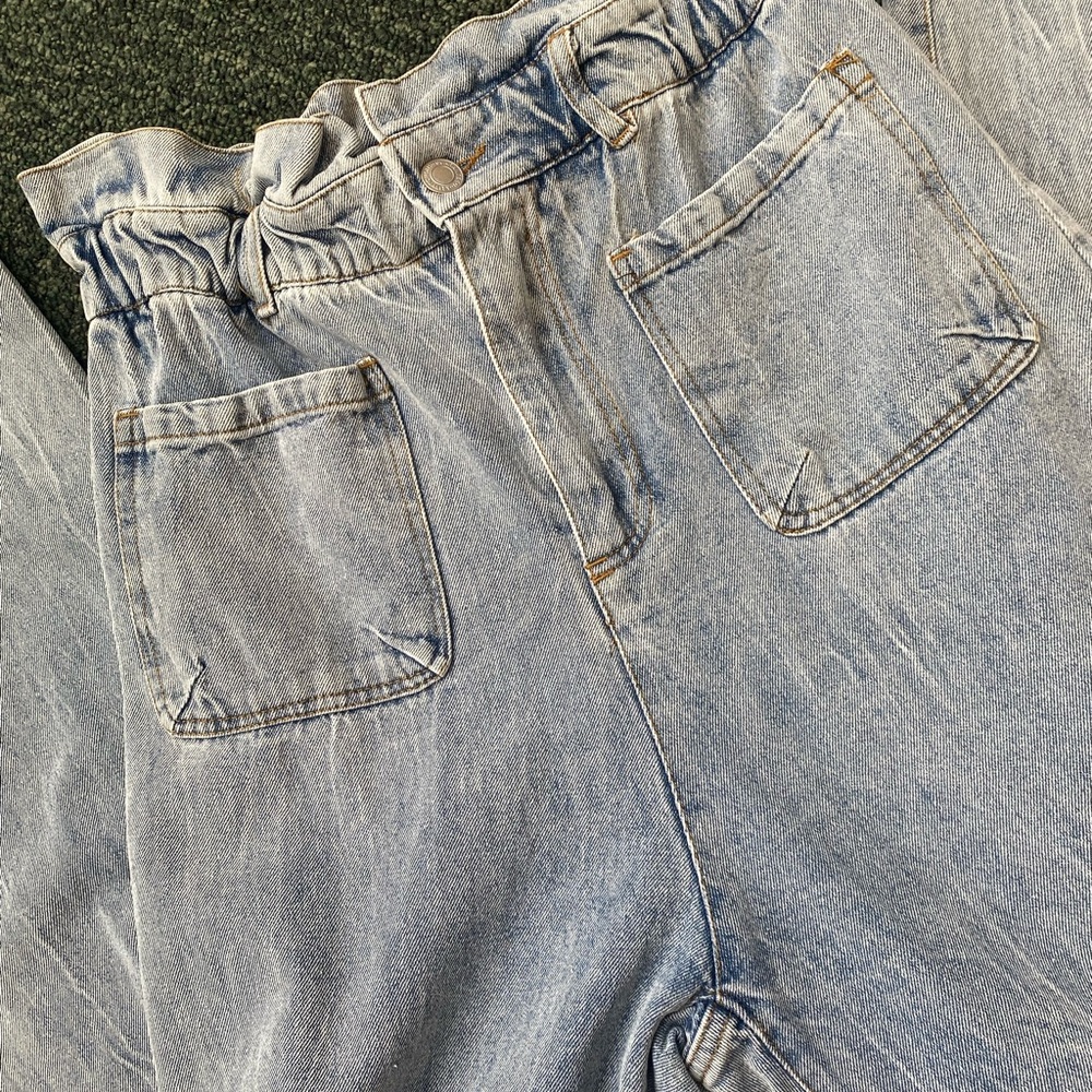 High Waisted Paper Bag Jeans - NWT - Picture 2 of 7